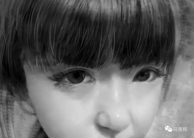 马家栋电脑手绘：小女孩素描头像局部