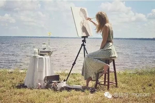 会画画的女孩是最漂亮的，当她遇见她时，她就结婚了。