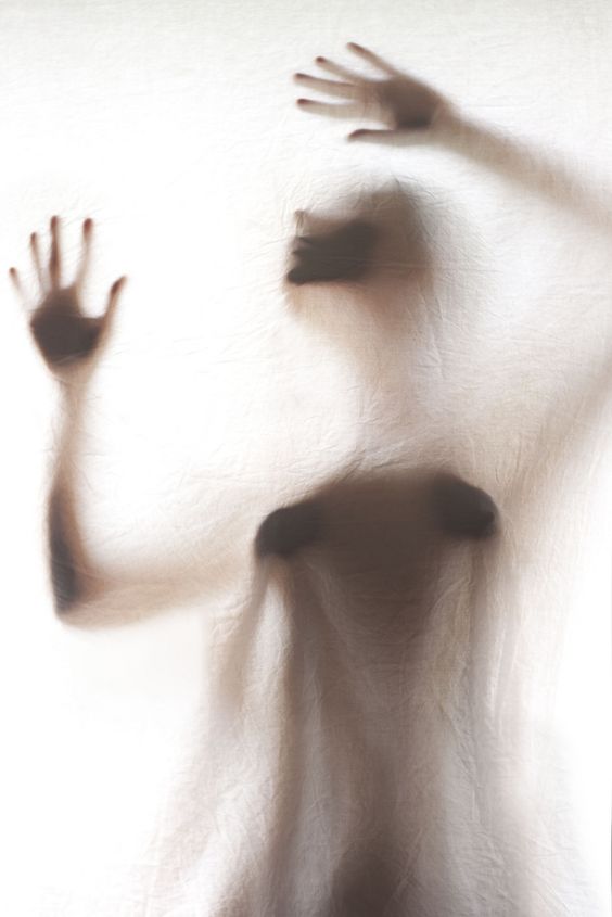 朦胧感素描画，加上颜色会更逼真